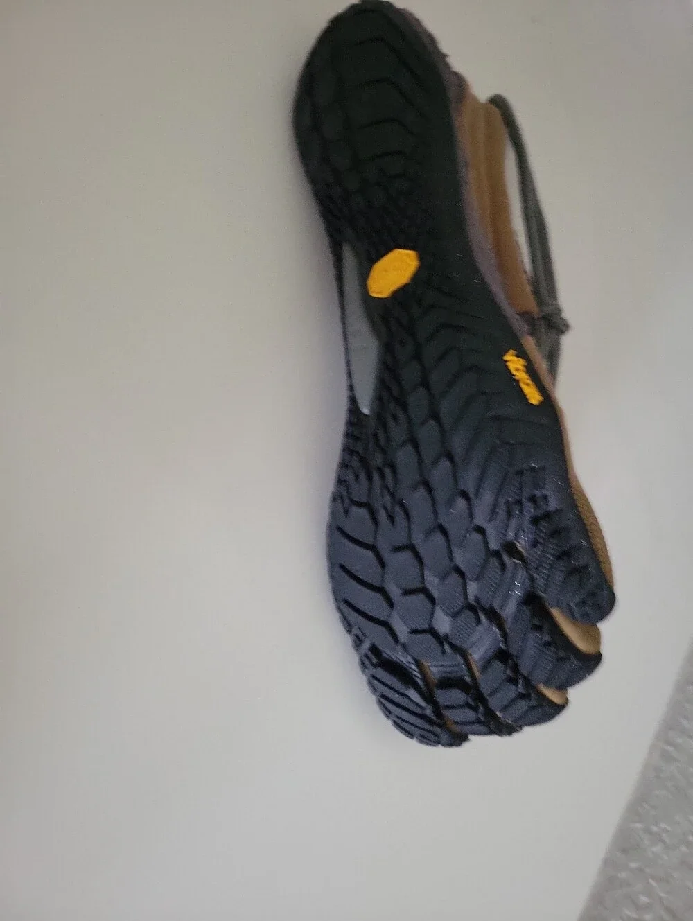 Vibram Five Fingers Womens Trek Ascent Insulated Trail Hiking Shoe Size 9-9.5 41